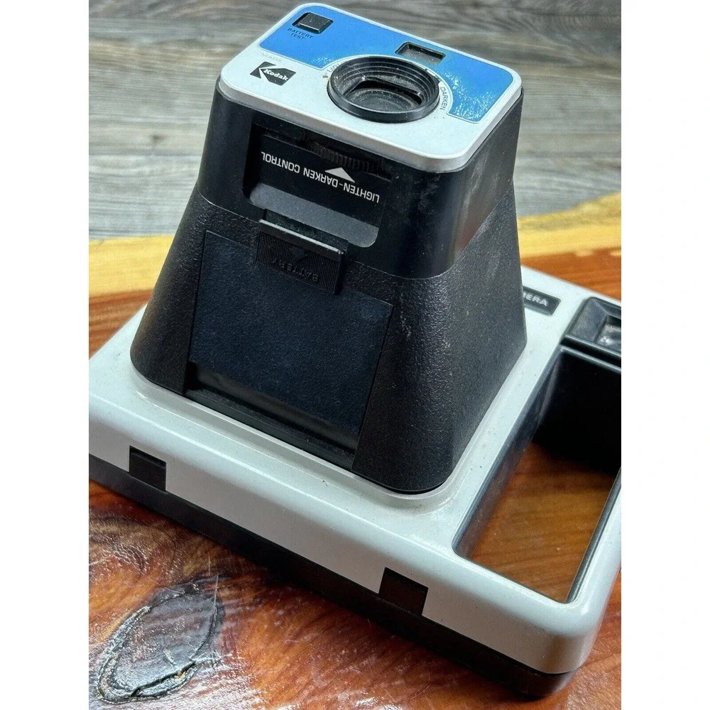 Kodak “The Handle” Instant‎ Camera GC Untested